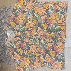 LuLaRoe Amy button down shirt